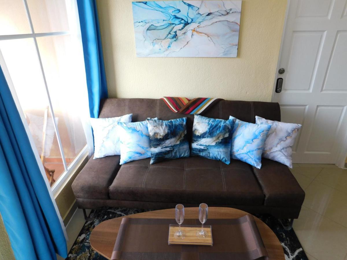 Condo Villa B27 Sleeps Five People - B28 Sleeps Six People - Price Includes Housekeeping Fees Not Taxes - Very Close To The Pool And Beach! 자코 외부 사진