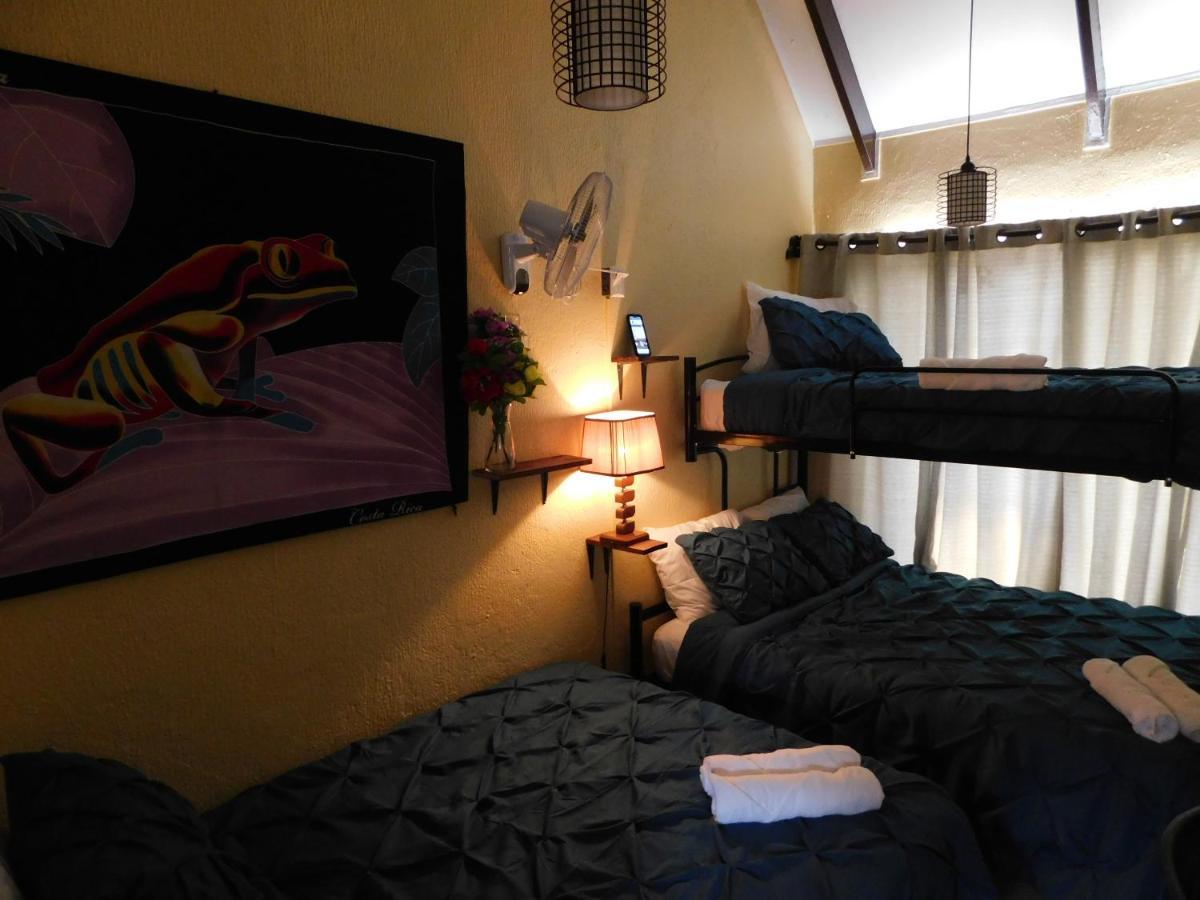Condo Villa B27 Sleeps Five People - B28 Sleeps Six People - Price Includes Housekeeping Fees Not Taxes - Very Close To The Pool And Beach! 자코 외부 사진
