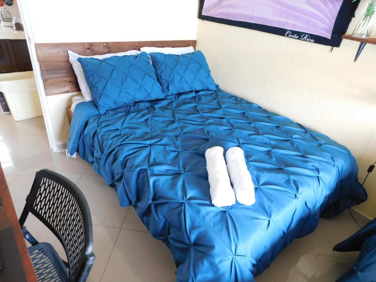 Condo Villa B27 Sleeps Five People - B28 Sleeps Six People - Price Includes Housekeeping Fees Not Taxes - Very Close To The Pool And Beach! 자코 외부 사진