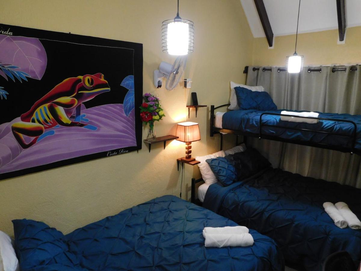 Condo Villa B27 Sleeps Five People - B28 Sleeps Six People - Price Includes Housekeeping Fees Not Taxes - Very Close To The Pool And Beach! 자코 외부 사진